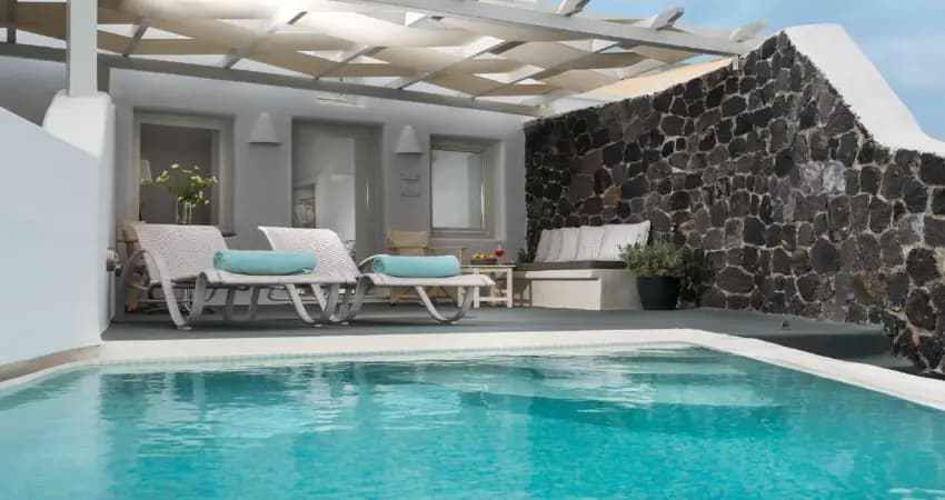 Adamant Suites