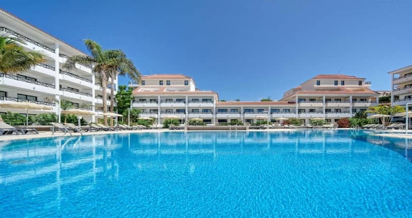 Parque La Paz Hotel