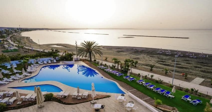 Lebay Beach Hotel
