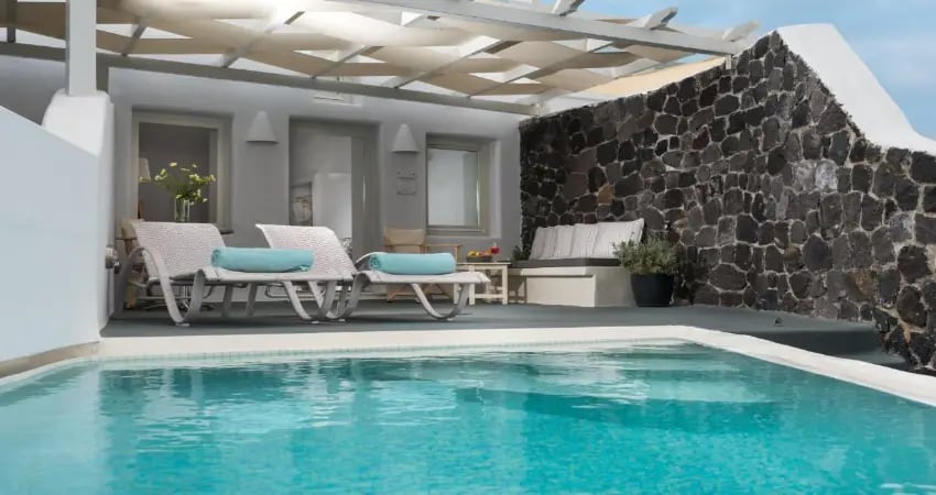 Adamant Suites main view