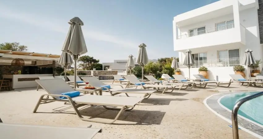 Cyano Hotel view 3