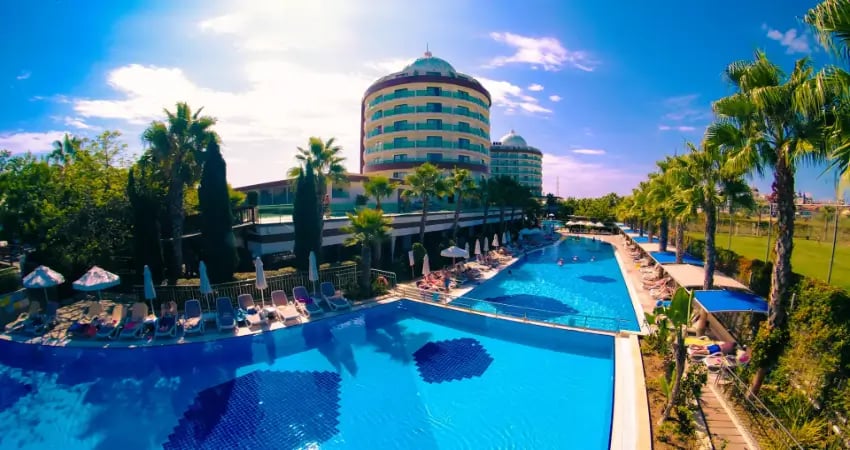 Dream World Aqua view 3