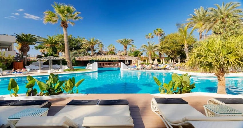 Hotel H10 Conquistador view 3