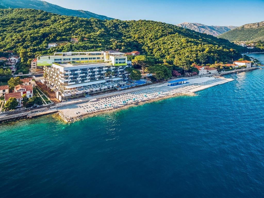 Helena Sands view 2