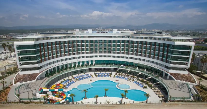 Xoria Deluxe Hotel main view
