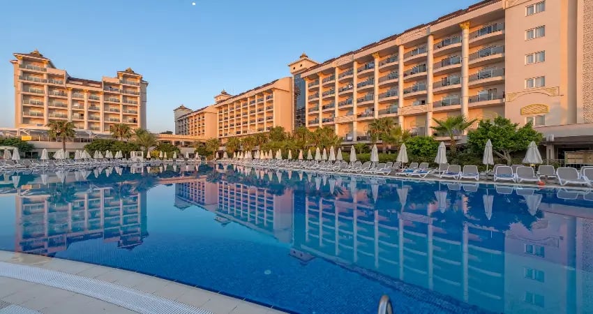 Lake & River Side Hotel & Spa main view