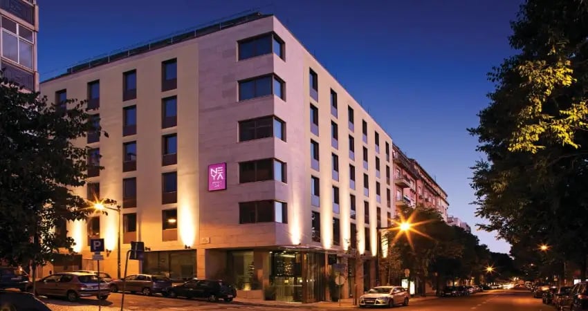 Neya Lisboa Hotel - ... view 2