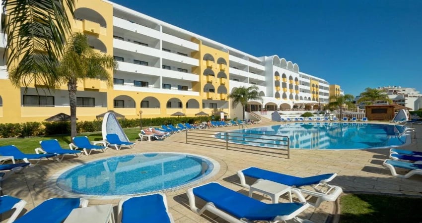 Paladim & Alagoa Mar Aparthotels main view