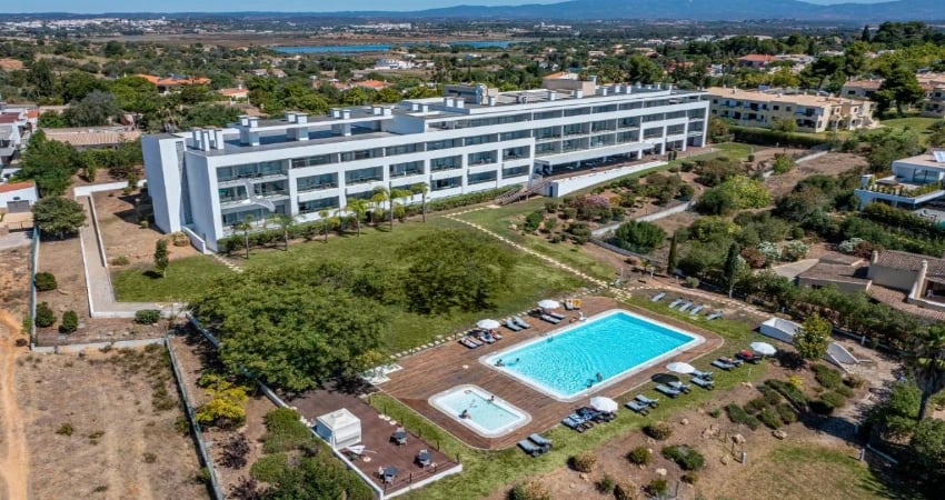 Luna Alvor Village main view
