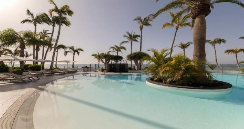 Plus Fariones Suite Hotel view 2