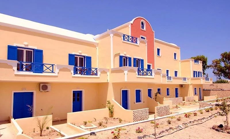 Bella Santorini view 2
