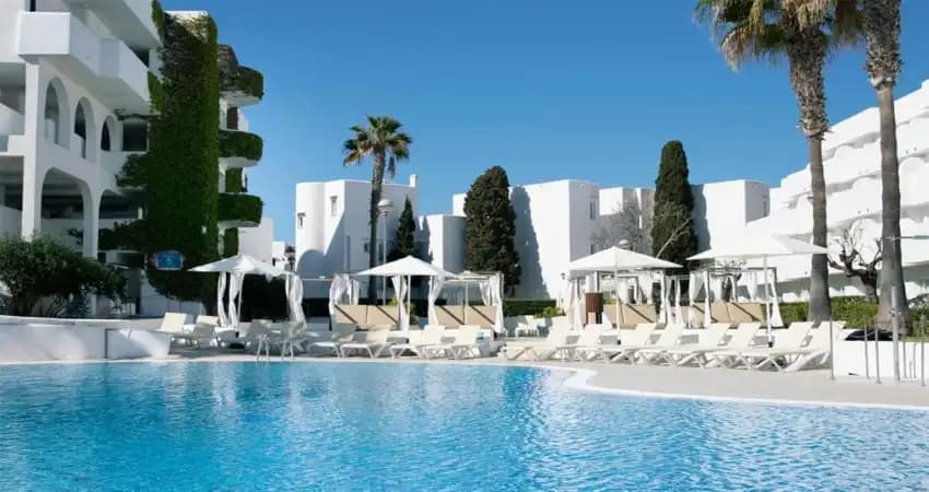 Club Marthas Aparthotel