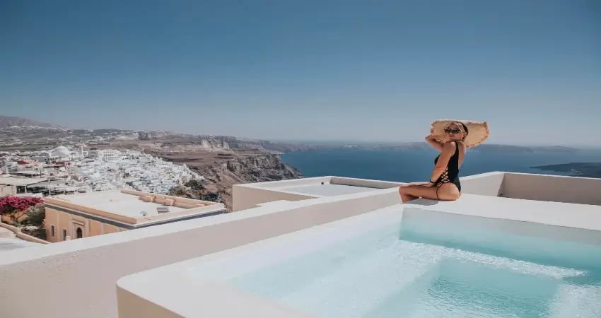 Caldera Cliff Illusion Suites view 2