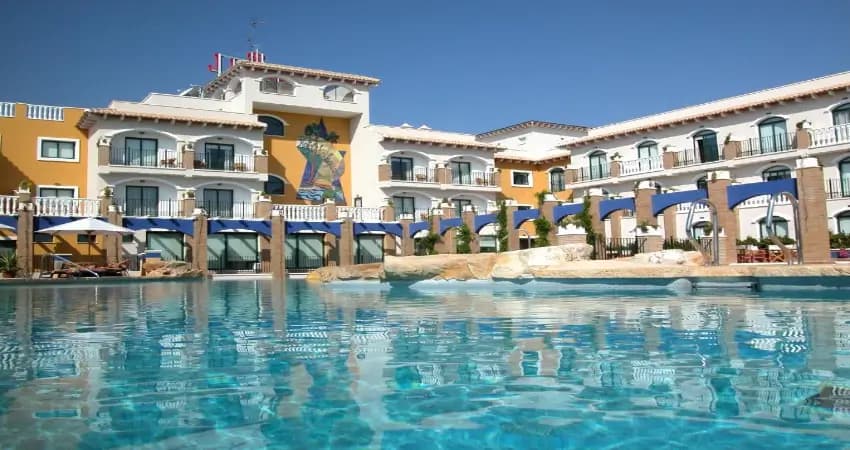 La Laguna Spa & Golf