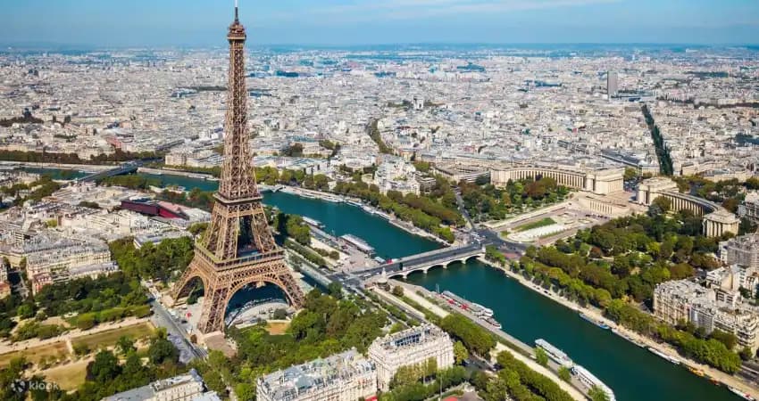 Paris & Nice Twin-Centre Holiday: Romantic City Break & French Riviera Escape