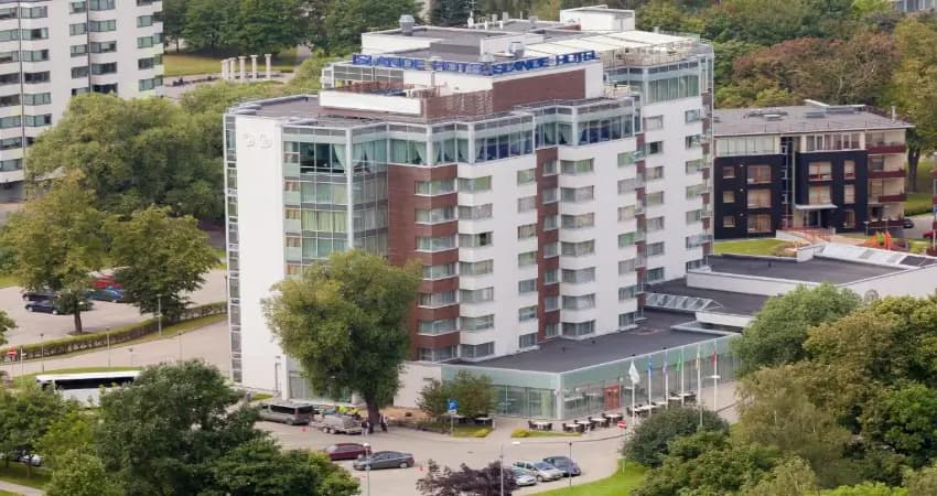 Comfortable riverside city hotel with modern facilities and convenient access to Riga’s main attractions view 2