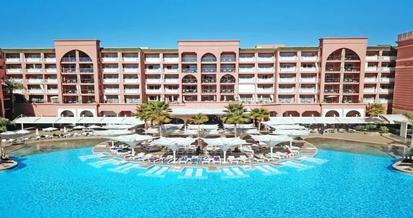 Savoy le Grand Hotel