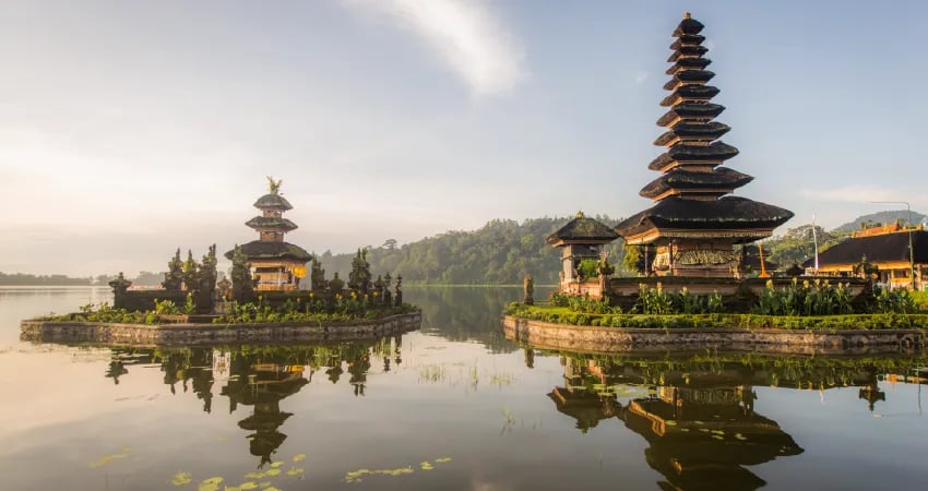 Singapore & Bali: 3 Nights of City Lights, 11 Nights of Island Paradise view 2
