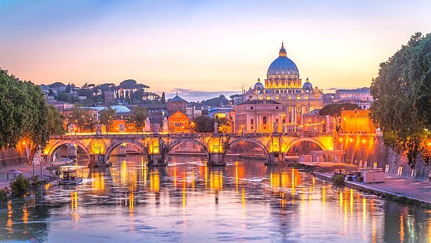 Gondolas, Piazzas & Eternal Wonders